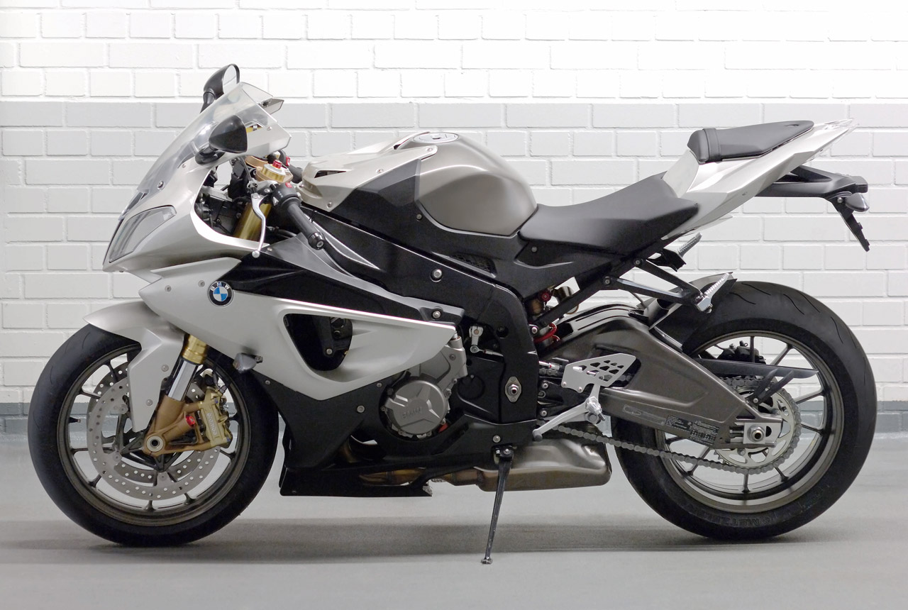 The road version of S 1000 RR,